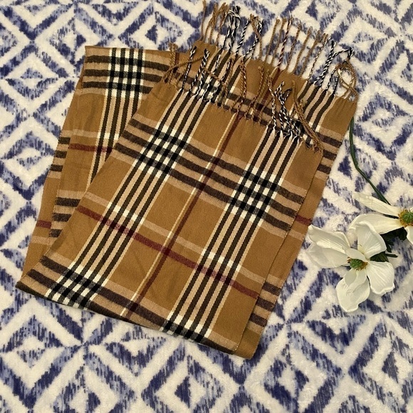 Cashmillion Acrylic Tan Brown Scarf - Picture 2 of 4